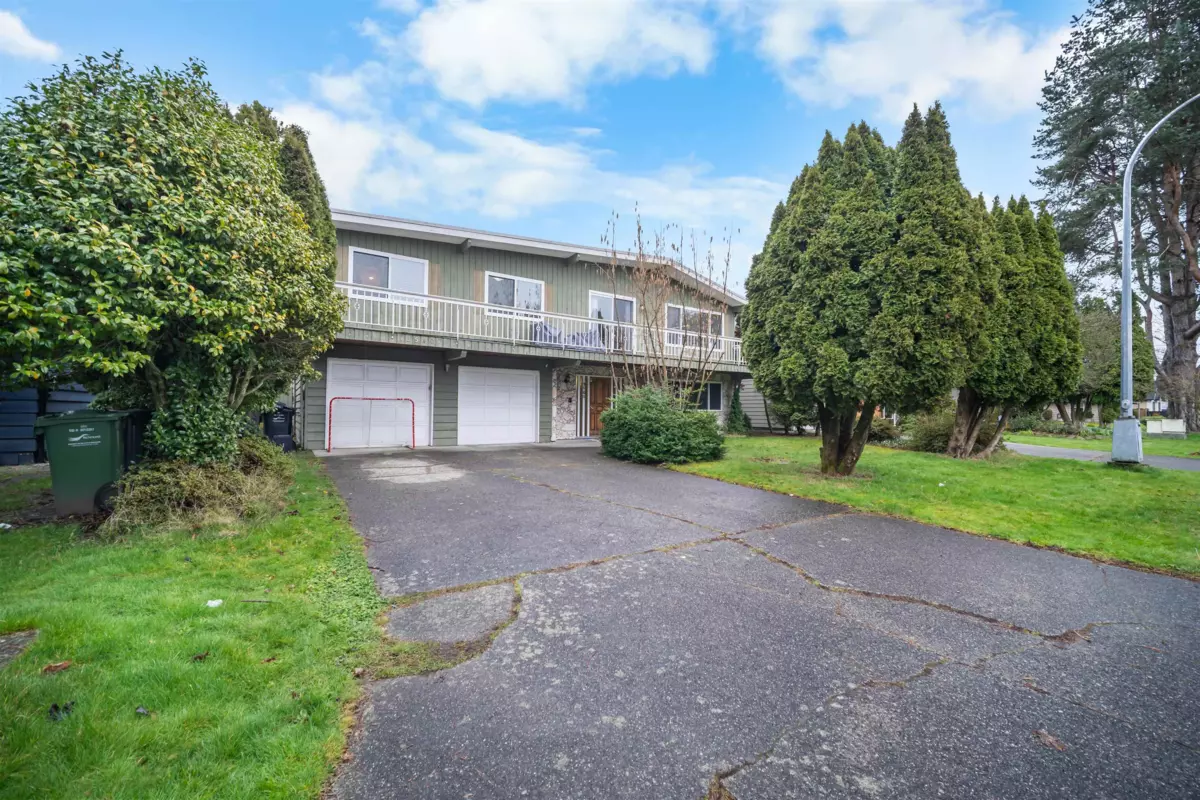 Exterior Rear Photo of 3580 Bargen Drive, Richmond, BC