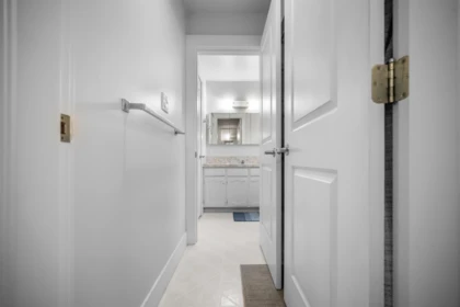 Entry Foyer Photo of 3580 Bargen Drive, Richmond, BC
