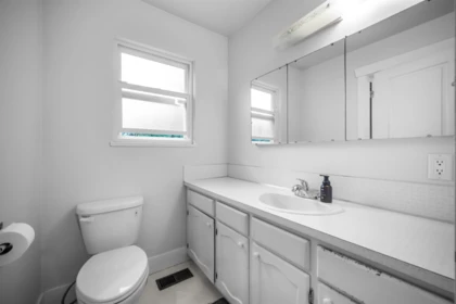 Hallway Photo of 3580 Bargen Drive, Richmond, BC
