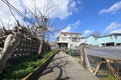 1728 Seventh Avenue, New Westminster, BC, New Westminster — Single Family Residence for sale