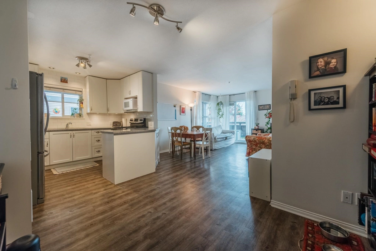 Living Room Photo of 45 689 Park Road, Gibsons, BC