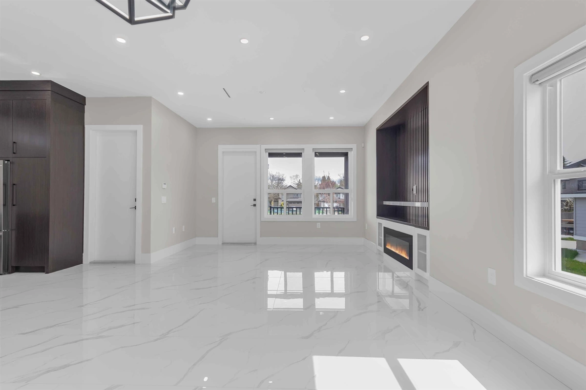 Dining Area Photo of 5942 168 Street, Surrey, BC