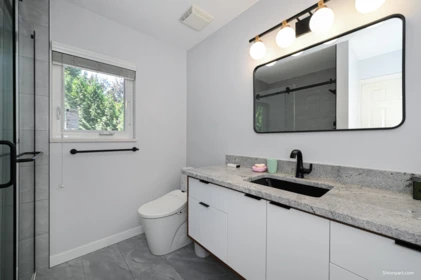 Garden / Landscaping Photo of 6339 Canada Way, Burnaby, BC