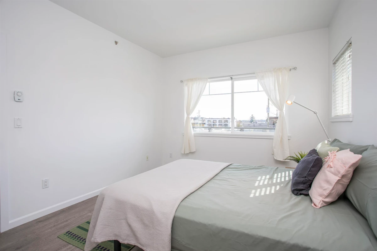 Family Room Photo of 302 22363 Selkirk Avenue, Maple Ridge, BC