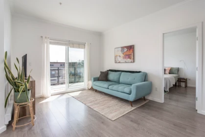 302 22363 Selkirk Avenue, Maple Ridge, BC, Maple Ridge — Apartment/Condo for sale