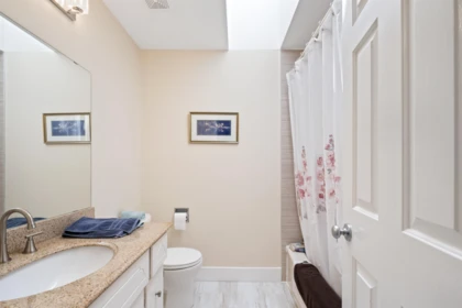 Laundry Room Photo of 13410 61 Avenue, Surrey, BC