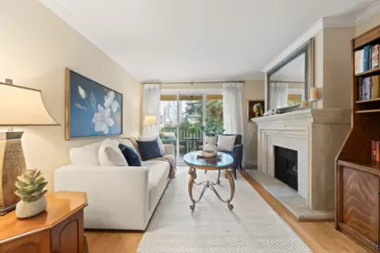 203 1125 Gilford Street, Vancouver, BC, Vancouver — Apartment/Condo for sale