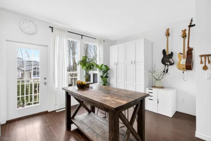 Breakfast Nook Photo of 41 14952 58 Avenue, Surrey, BC