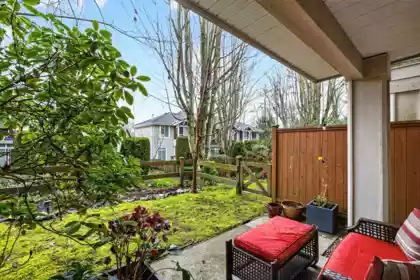 Swimming Pool Photo of 41 14952 58 Avenue, Surrey, BC