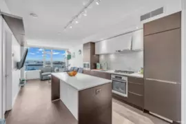 1007 5233 Gilbert Road, Richmond, BC