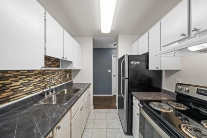 315 1850 E Southmere Crescent, Surrey, BC, Surrey — Apartment/Condo for sale
