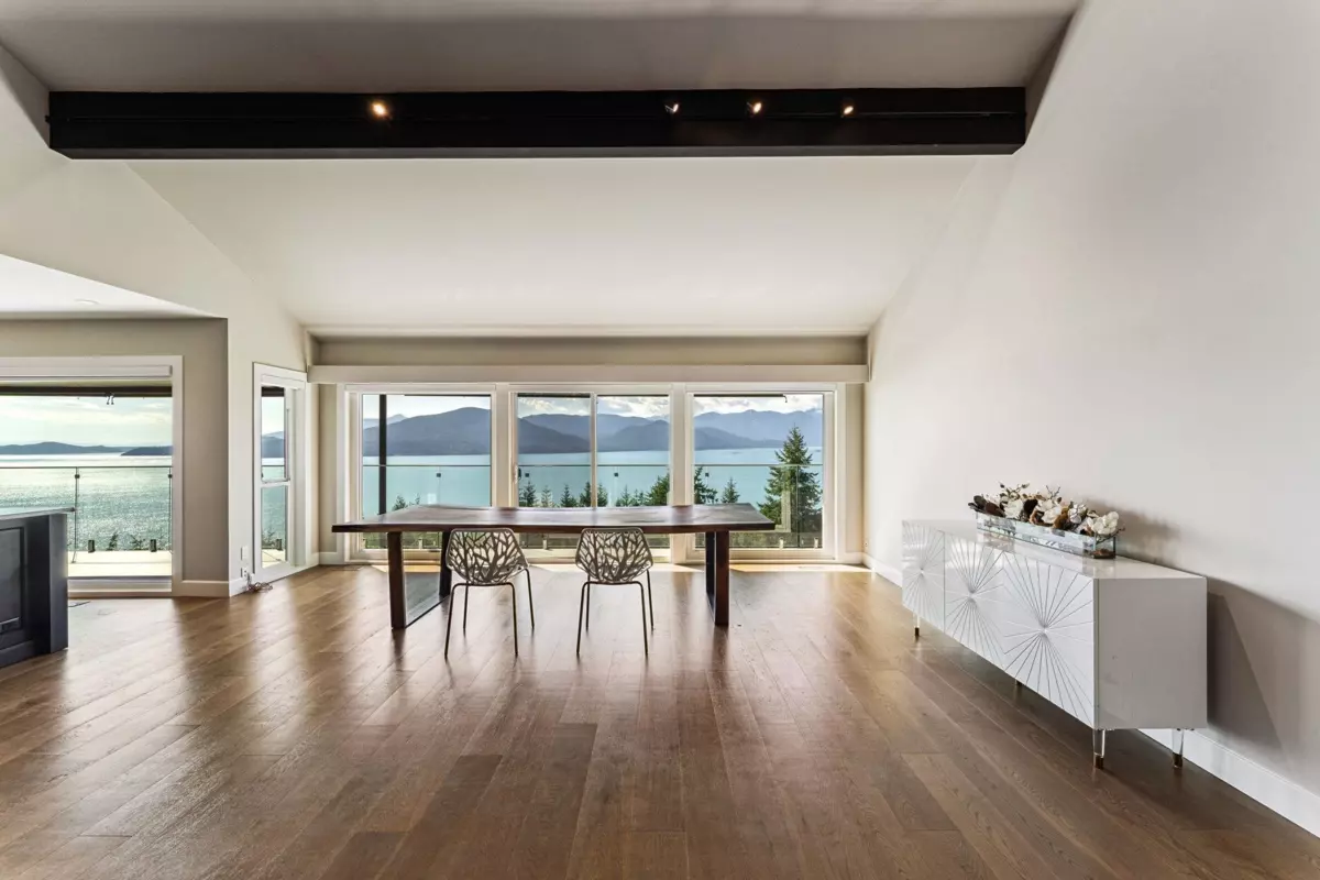Living Room Photo of 50 Panorama Road, Lions Bay, BC