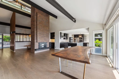 Kitchen Island Photo of 50 Panorama Road, Lions Bay, BC