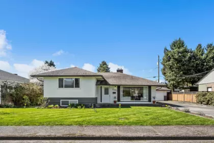 9763 Heather Street, Chilliwack, BC, Chilliwack — Single Family Residence for sale