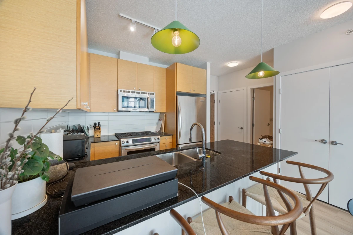 Dining Area Photo of 1207 7362 Elmbridge Way, Richmond, BC