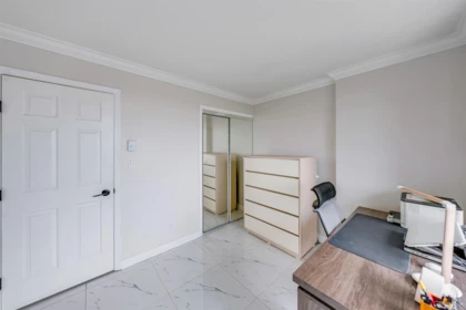 Garage Interior Photo of 2401 9603 Manchester Drive, Burnaby, BC