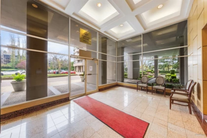 Hot Tub / Spa Photo of 2401 9603 Manchester Drive, Burnaby, BC