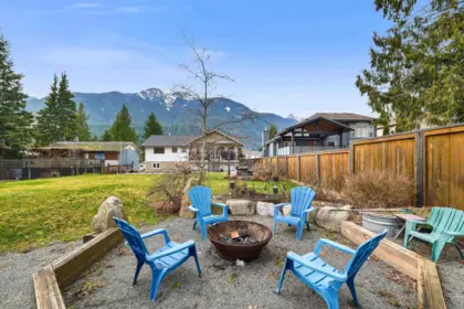 Mudroom Photo of 41852 Faith Road, Brackendale, BC