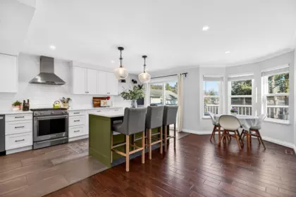 Breakfast Nook Photo of 205 1180 Falcon Drive, Coquitlam, BC