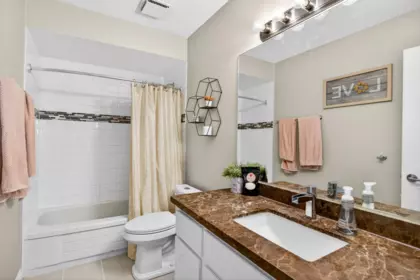 Office / Den Photo of 205 1180 Falcon Drive, Coquitlam, BC