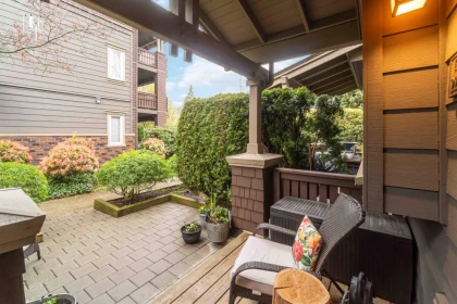 Loft / Bonus Room Photo of 222 600 Park Crescent, New Westminster, BC