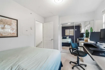 Office / Den Photo of 222 600 Park Crescent, New Westminster, BC
