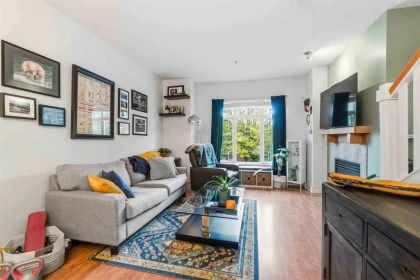 Primary Bedroom Photo of 222 600 Park Crescent, New Westminster, BC