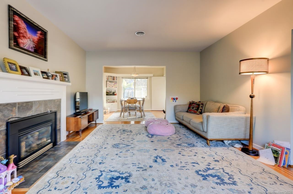 Dining Area Photo of 2016 W 48th Avenue, Vancouver, BC