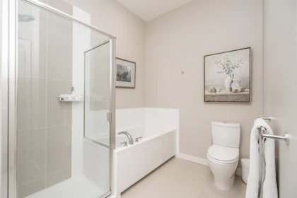 Entry Foyer Photo of 408 4977 Springs Boulevard, Delta, BC