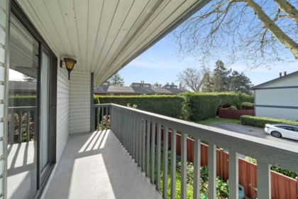 Hallway Photo of 11536 Kingcome Avenue, Richmond, BC