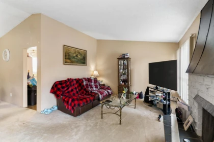 Kitchen Photo of 14635 59a Avenue, Surrey, BC