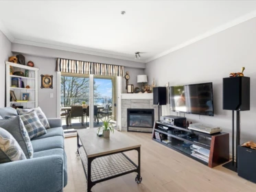 112 15621 Marine Drive, White Rock, BC, White Rock — Apartment/Condo for sale