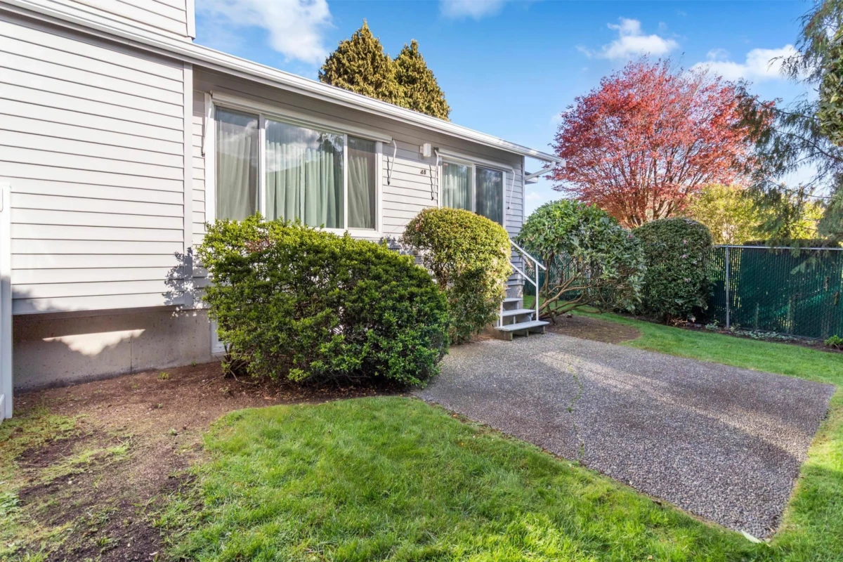 Family Room Photo of 48 2989 Trafalgar Street, Abbotsford, BC