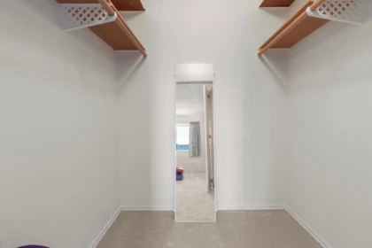 Hallway Photo of 48 2989 Trafalgar Street, Abbotsford, BC