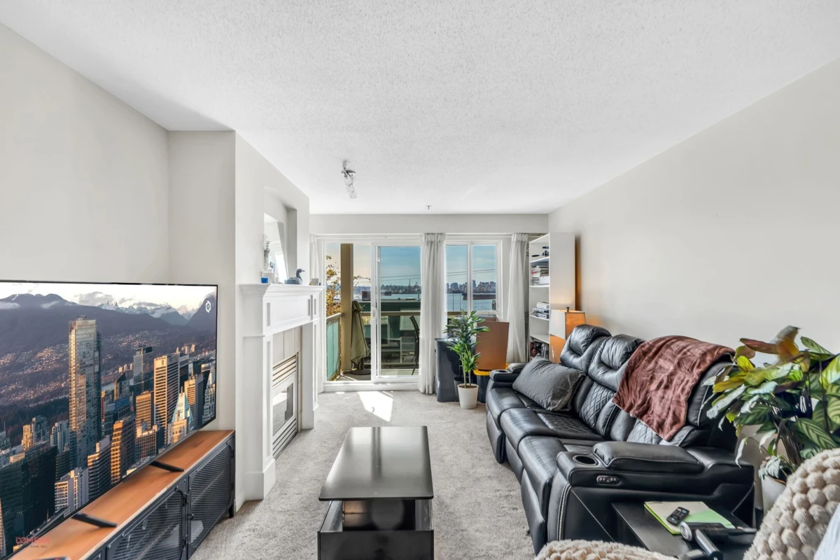 Family Room Photo of 208 333 E 1st Street, North Vancouver, BC
