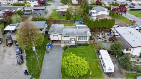 46489 Hurndall Crescent, Chilliwack, BC, Chilliwack — Single Family Residence for sale