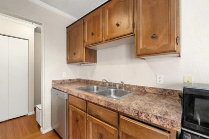 Kitchen Photo of 342 1909 Salton Road, Abbotsford, BC