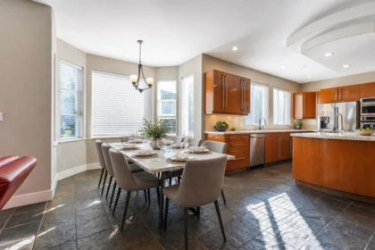 Breakfast Nook Photo of 10033 181 Street, Surrey, BC