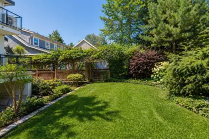 Hot Tub / Spa Photo of 10033 181 Street, Surrey, BC