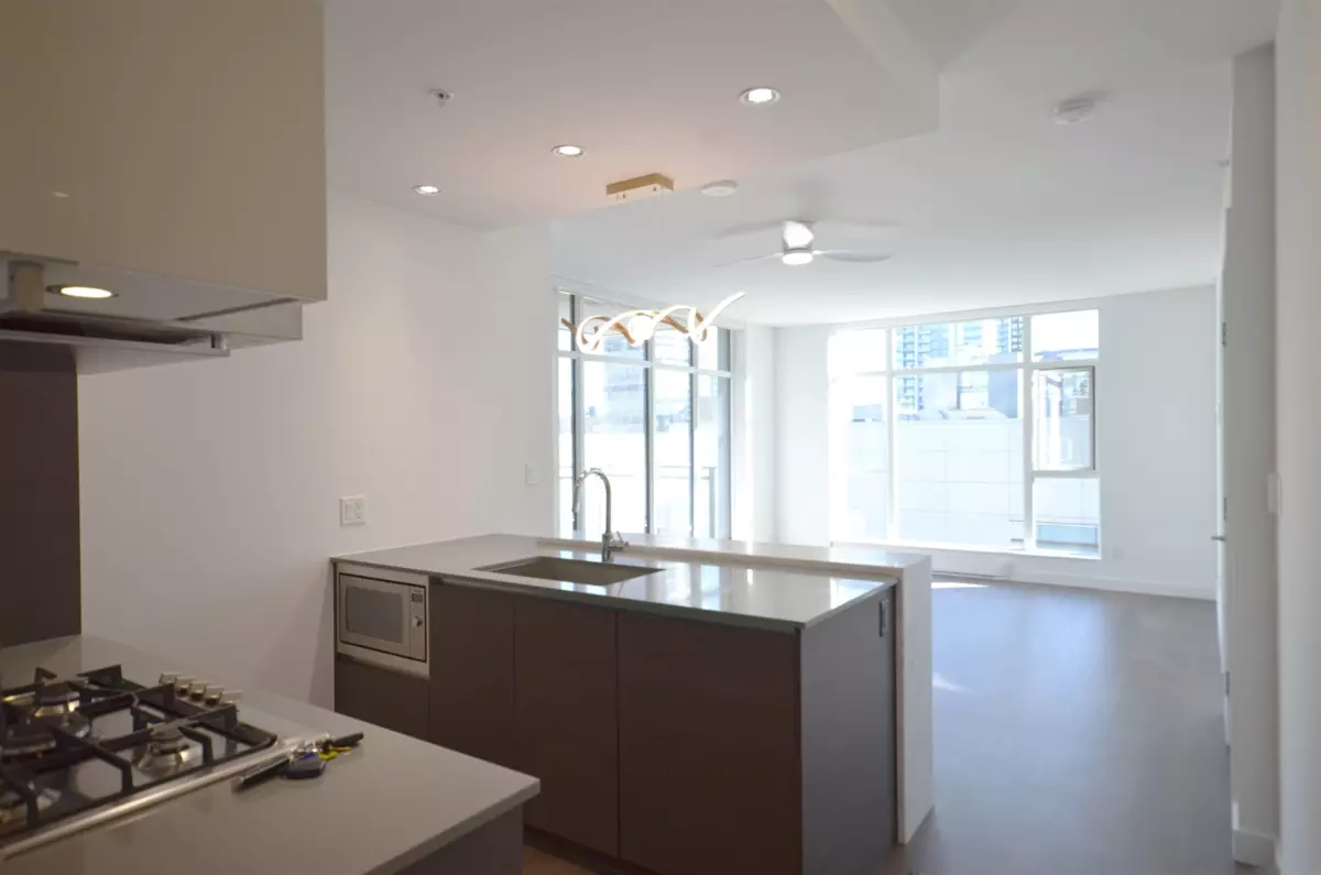 Dining Area Photo of 502 6098 Station Street, Burnaby, BC