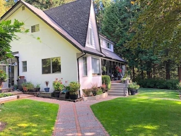4163 Cedar Drive, Coquitlam, BC, Coquitlam — Single Family Residence for sale