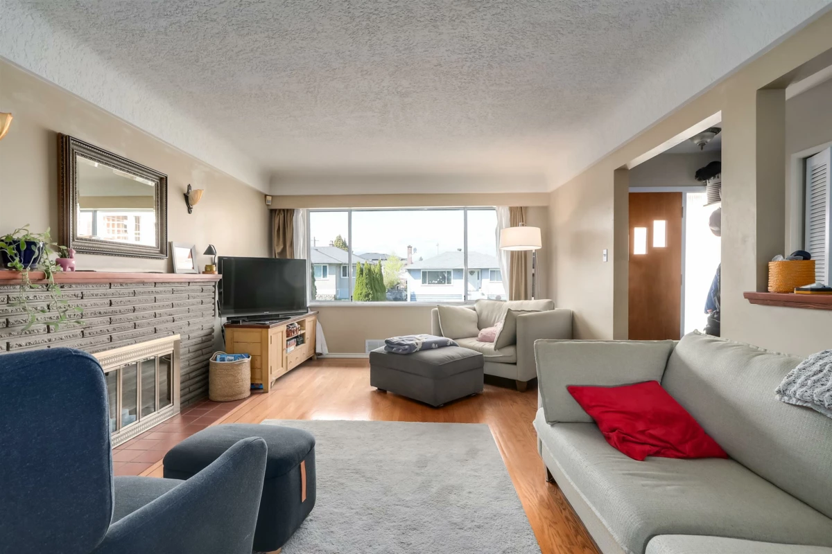 Living Room Photo of 3712 Fir Street, Burnaby, BC