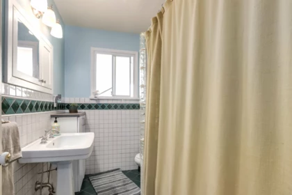 Guest Bathroom Photo of 3712 Fir Street, Burnaby, BC