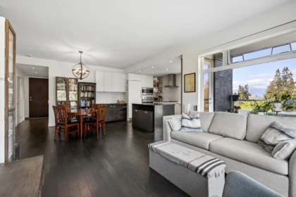 Breakfast Nook Photo of 509 4867 Cambie Street, Vancouver, BC