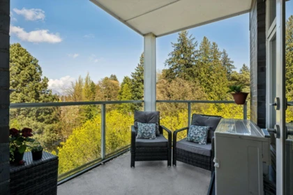 Front Yard Photo of 509 4867 Cambie Street, Vancouver, BC