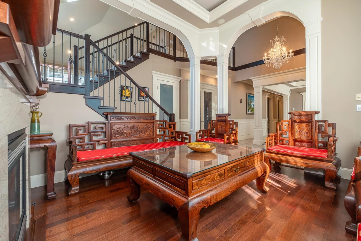 Living Room Photo of 3231 Wardmore Place, Richmond, BC