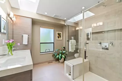 Powder Room Photo of 4724 Woodburn Court, West Vancouver, BC
