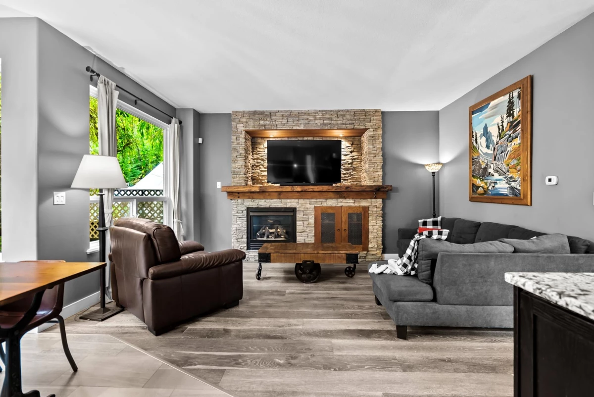 Dining Area Photo of 2517 Platinum Lane, Coquitlam, BC