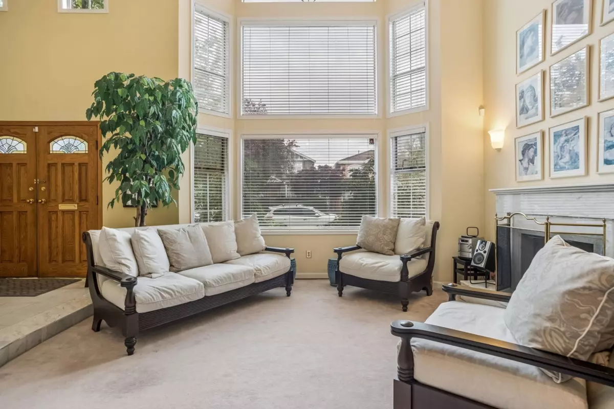 Dining Area Photo of 2828 W 23rd Avenue, Vancouver, BC