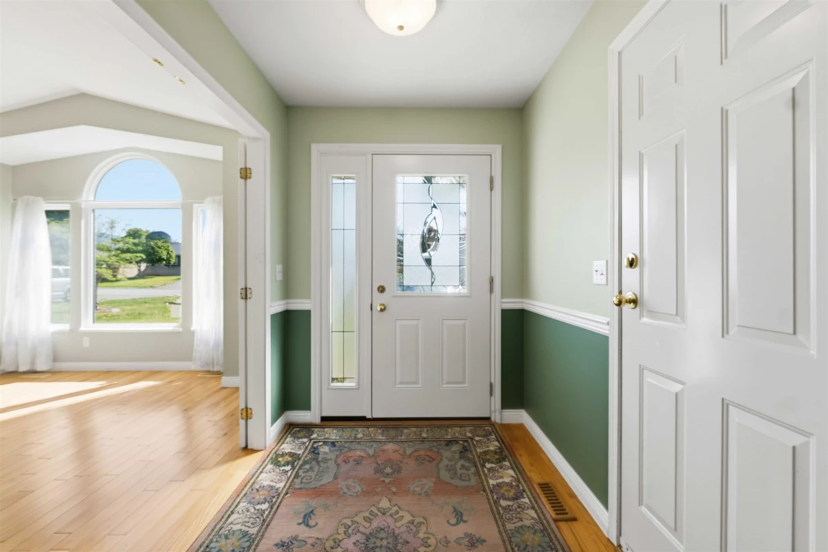Family Room Photo of 11915 238a Street, Maple Ridge, BC
